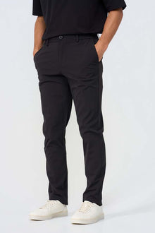 BLACK FORM TAPERED CHINO
