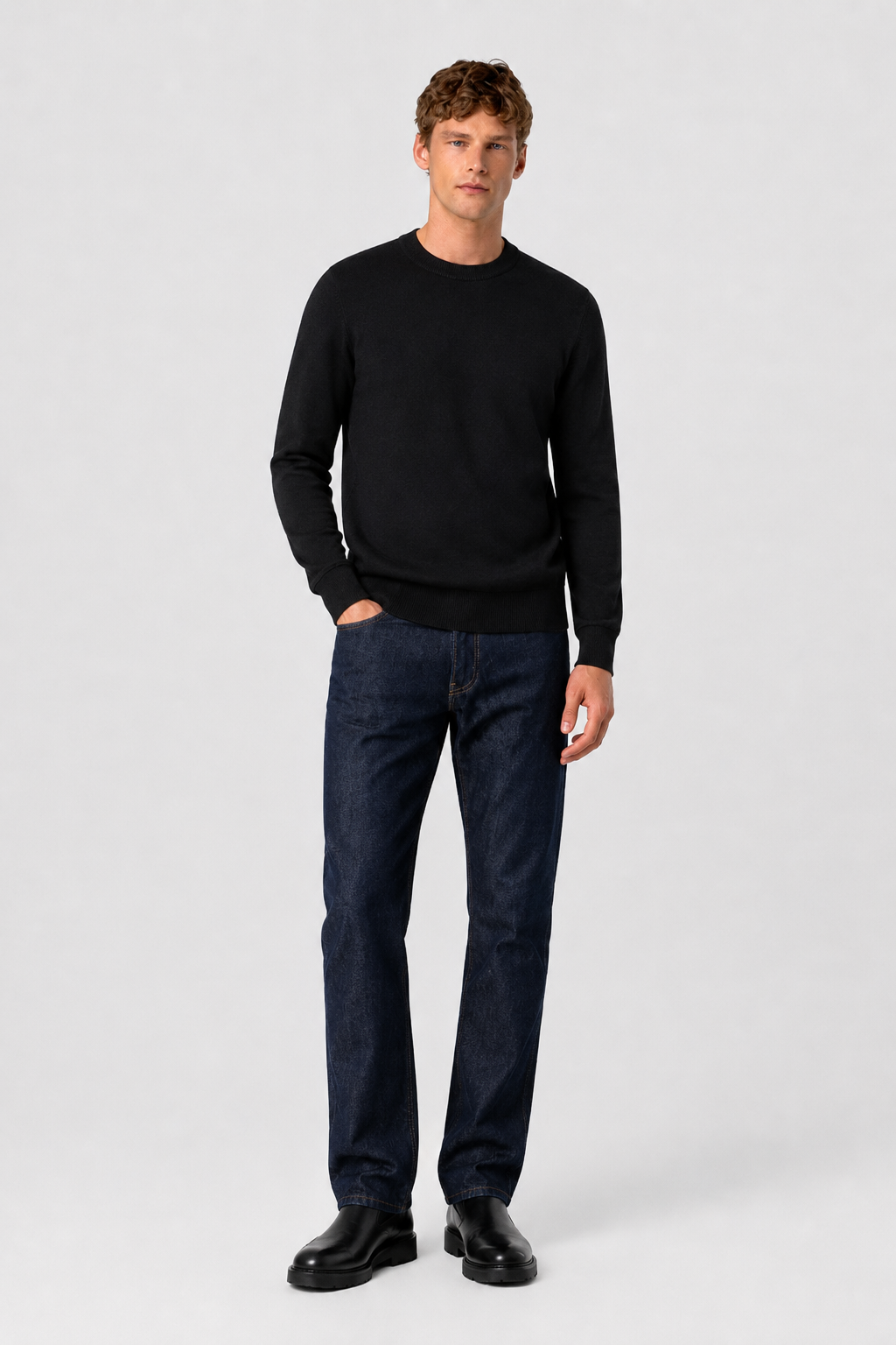 BLACK KNIT PULLOVER