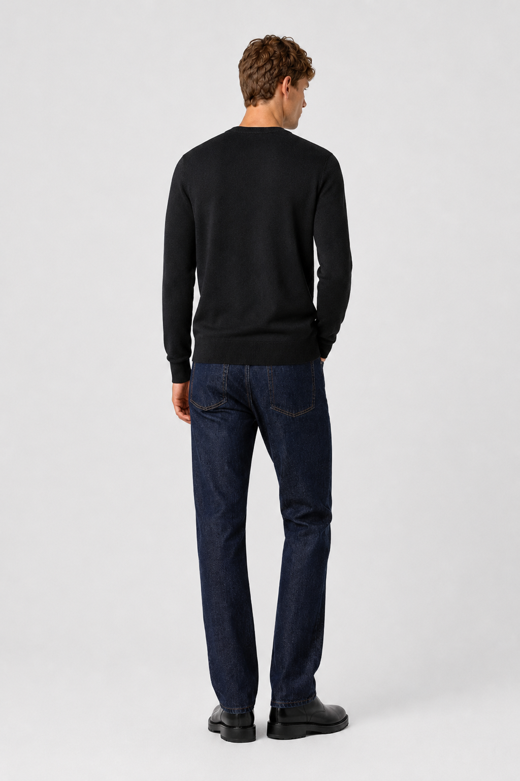ZWART GEBREIDE PULLOVER